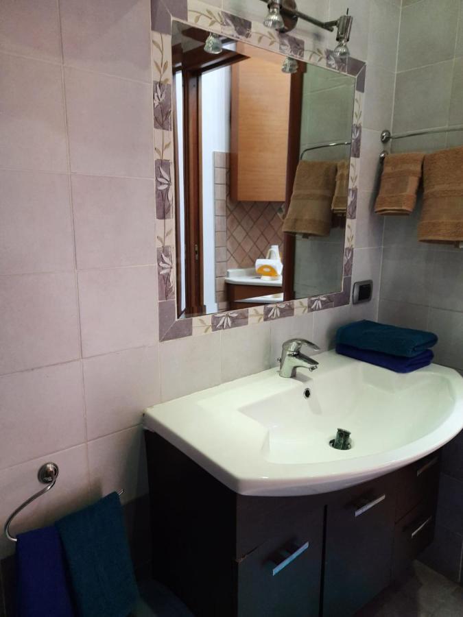 Moonlight House Apartment ปอซซุออลี ภายนอก รูปภาพ